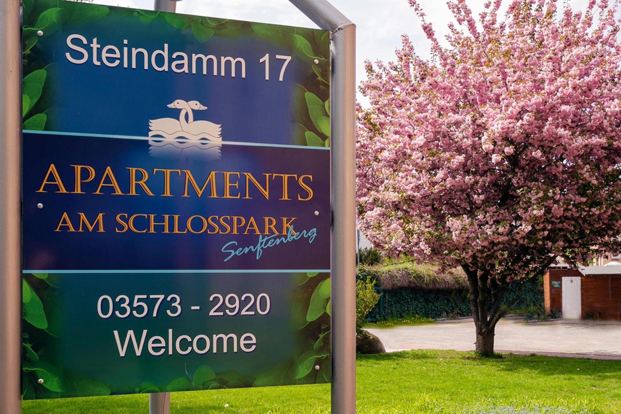 Apartments Am Schlosspark Senftenberg Exterior photo